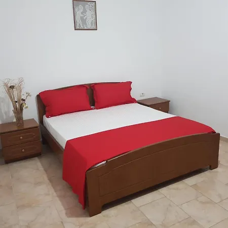 Tre Isole شقة فندقية 3*