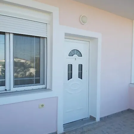 Tre Isole Apart Otel Ksamil